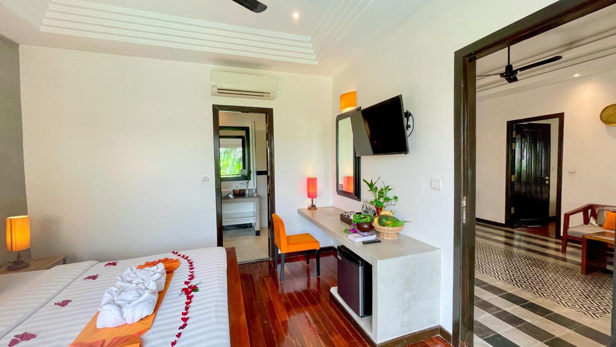 โรงแรม อีโอแคมโบ รีสอร์ต แอนด์ สปา 4*
